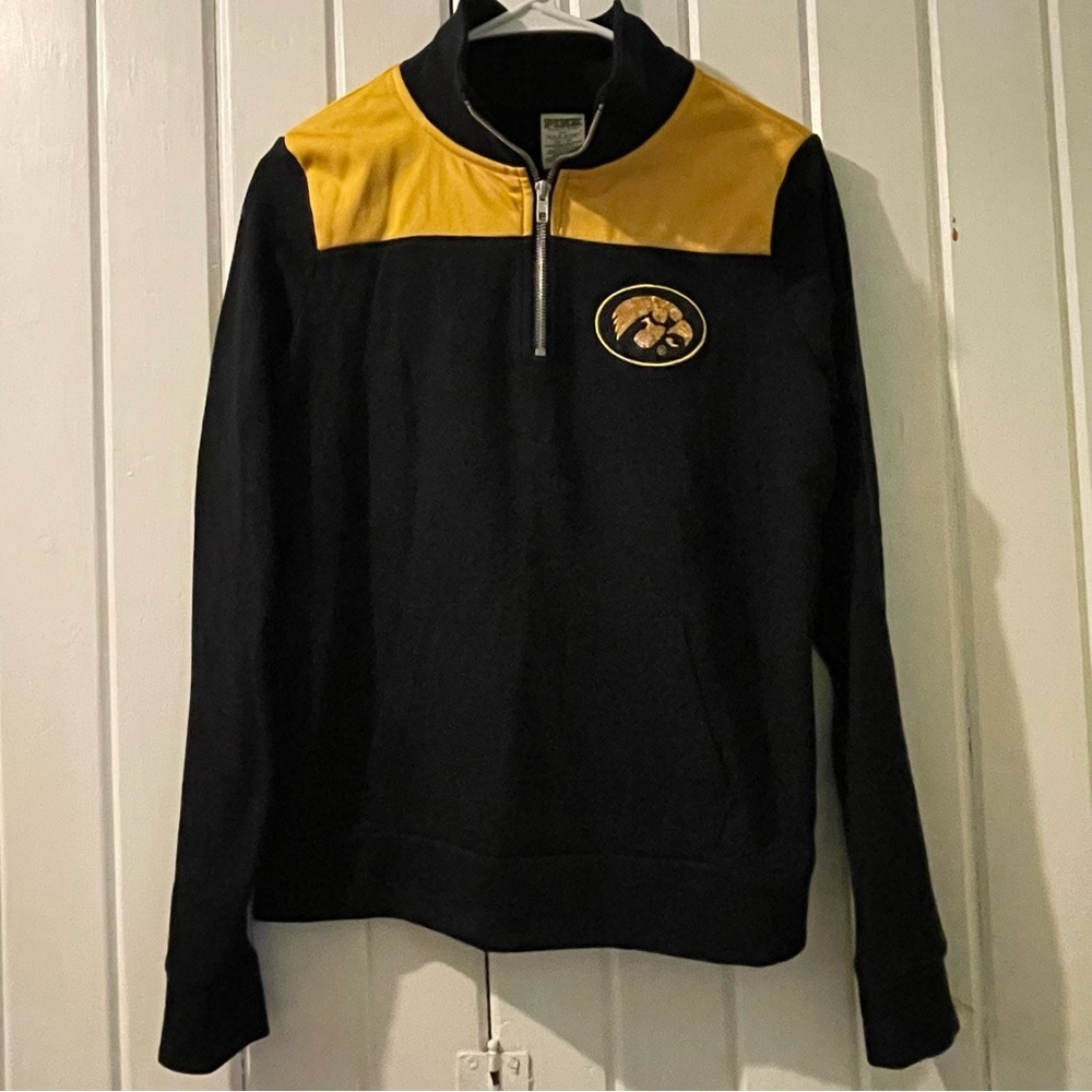 VS. PINK IA Hawkeyes bling 1/4 zip pullover X-small EUC - Picture 2 of 10